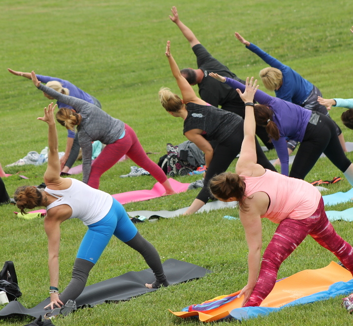 Séance de Yoga en plein air à Overland Park (Kansas)